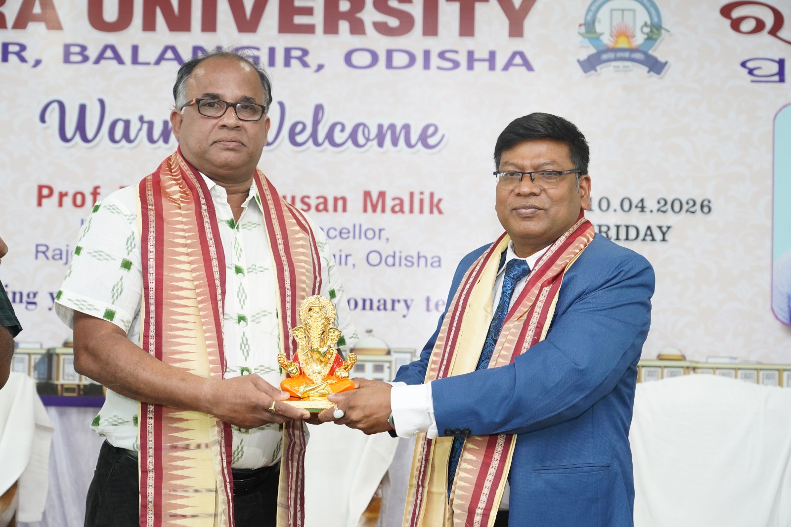Warm welcome ceremony at Rajendra University